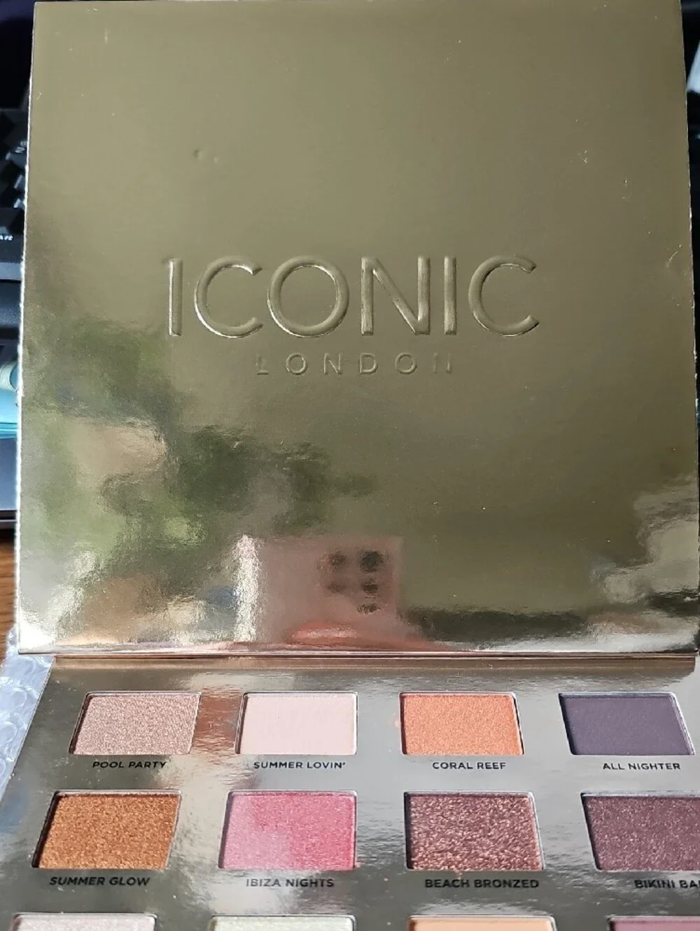 New ICONIC London Sunset To Sunrise Eyeshadow Palette - Multi-Color Summer Glow